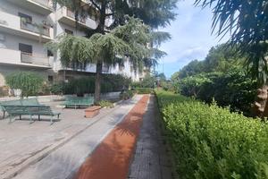 5 vani in residence con posto auto