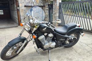 Honda schadow 600