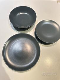 Set piatti grigi ikea