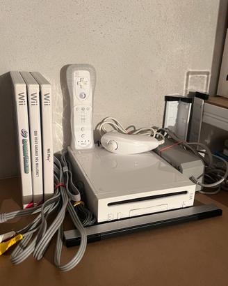 Nintendo Wii con Cavi, Telecomando e 3 Giochi PAL