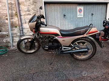 kawasaki gpz 550 unitrack 