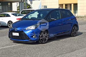 TOYOTA Yaris 1.5 Hybrid 5 porte Trend "Blue Editi