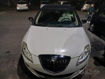 Lancia delta 3° serie anno 2010