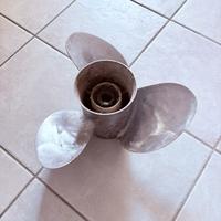 Elica nautica SOLAS 14 1/4x17 in acciaio inox