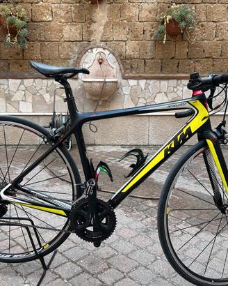 bici da corsa KTM carbonio €500