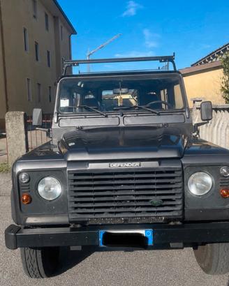 DEFENDER 90 TD5 2006