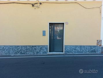 Bottega ristrutturata 35 mq scillichenti