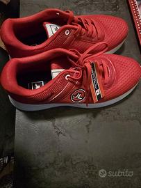 Scarpe nuove di Sergio Tacchini