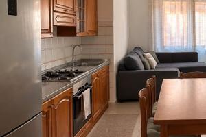 Bilocale con cantina a Lecco LIBERO SUBITO