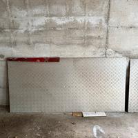 Lastre in metallo mandorlato 2 mm antiscivolo