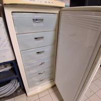 freezer  a cassettoni smeg