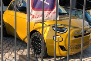 Fiat 500 1.0 ICON Hybrid NUOVA UFFICIALE ITALIANA 