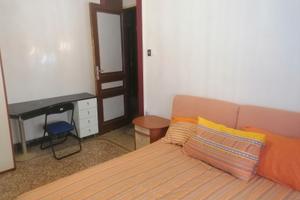 Stanza matrimoniale utenze incluse