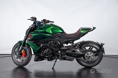 Ducati Diavel V4 BENTLEY - 2024