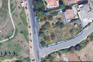 Splendido terreno edificabile fronte villa comunal