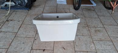 lavatoio in ceramica