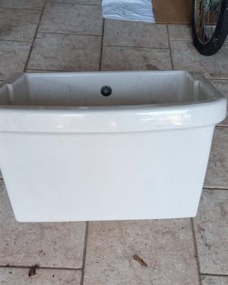 lavatoio in ceramica