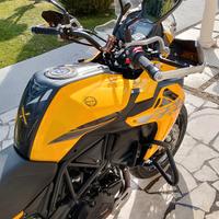 benelli trk 502+vespa 50 