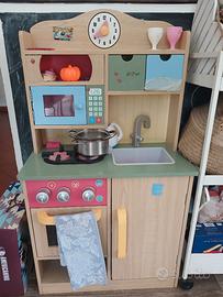Cucina in legno per bambini