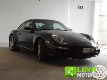 PORSCHE 911 Carrera 4S Coupé