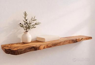 Mensole in legno, anche tagliate su misura.