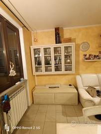 vetrina  con cassettone ultima settimana disponib