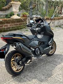 Yamaha Tmax 560 tech-max