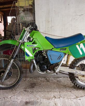 Kawasaki KX 250 anno 1986
