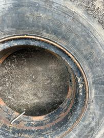 Ruote complete si pneumatici 8.25 R20