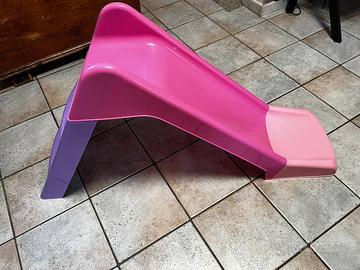 scivolo bimba