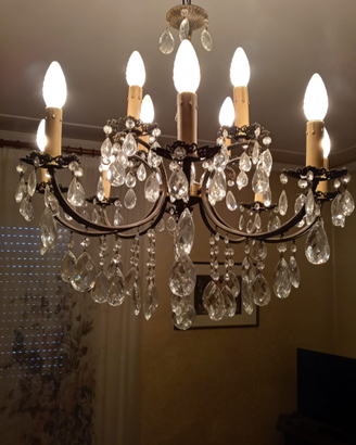 Lampadario vetro anni '70 a 12 luci