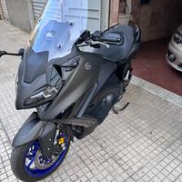 Yamaha T Max 560 - 2024