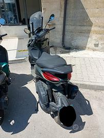 piaggio Beverly 400 plus