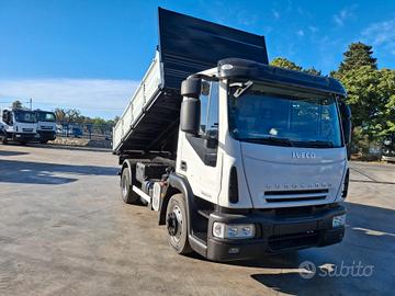 Iveco 120 e 25 ribaltabile passo 3105 con bloccagg