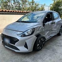 Hyundai i10 1.0 MPI 63CV - 2024 Incidentata