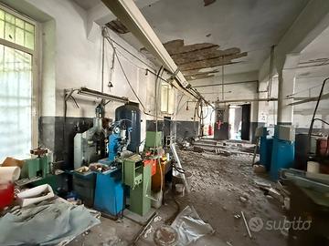 Locale commerciale categoria C2