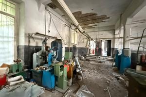 Locale commerciale categoria C2