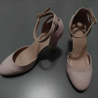 2 paia di scarpe con tacco, usate pochissimo