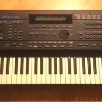 Roland E-70