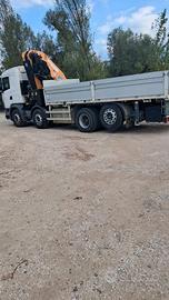 CAMION  GRU SCANIA 4 ASSI