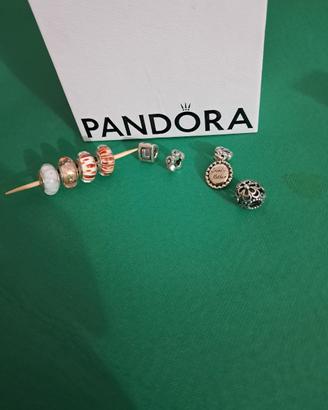 Lotto 8 ciondoli Pandora 