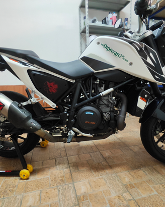 Ktm duke 690