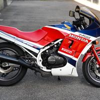 Honda VF 500 F2 - 1987