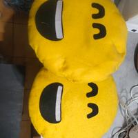 2 cuscini smile 