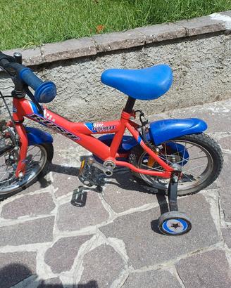 bicicletta bambino con rotelle
