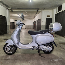 Vespa 150 lx