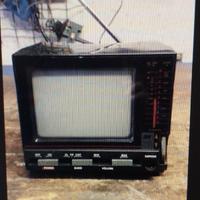 Televisore 4" vintage