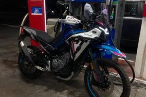 Cfmoto 450mt accessoriata con catena omaggio