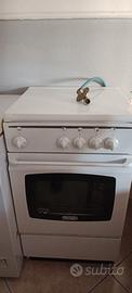 cucina a gas con forno 