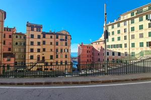 MONOLOCALE A CAMOGLI